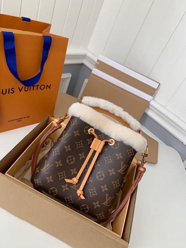 Louis Vuitton women's bag Top quality Size: 20×20×13cm - Image 3