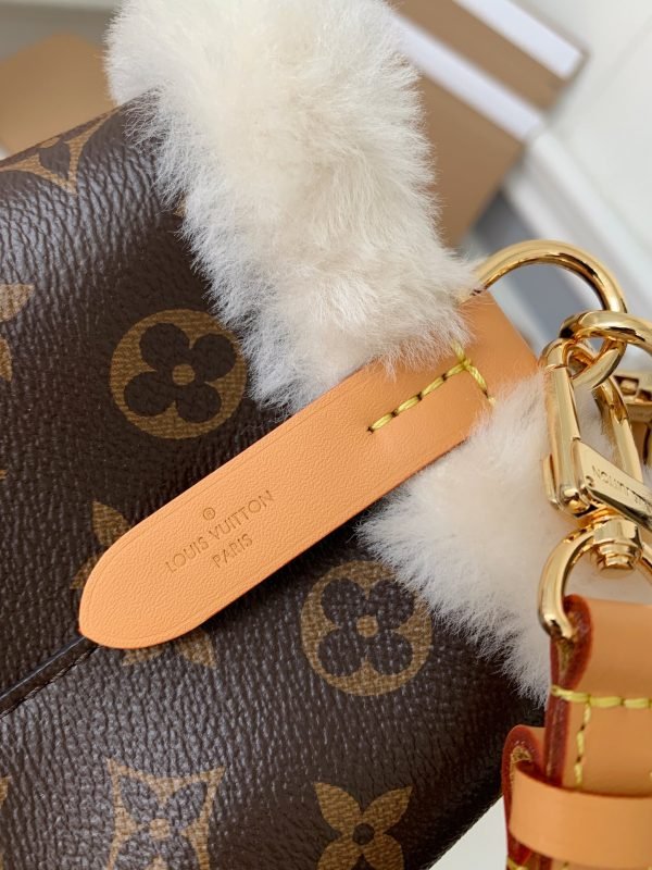 Louis Vuitton women's bag Top quality Size: 20×20×13cm - Image 8