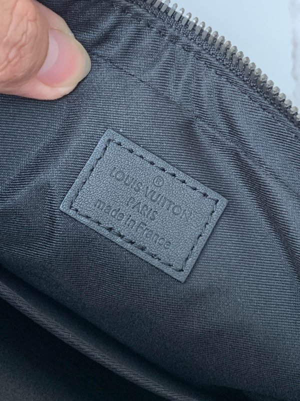 Louis Vuitton men’s bag Top quality - Image 9