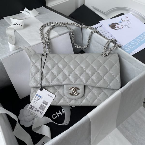 Chanel woman bag Size:23cm