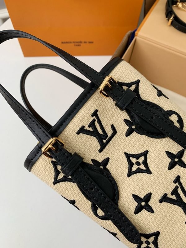 Louis Vuitton women's bag Top quality Size: 13×17×9cm - Image 5
