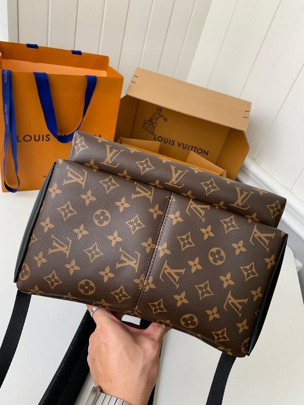Louis Vuitton men's bag Size: 29×38×20cm - 이미지 5
