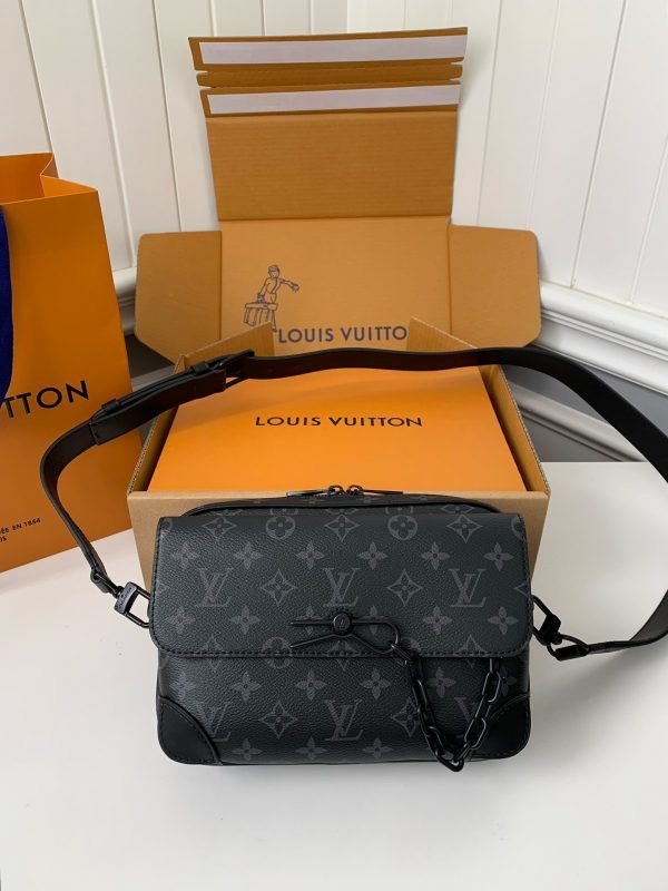 Louis Vuitton men's bag Size: 24×17×5cm