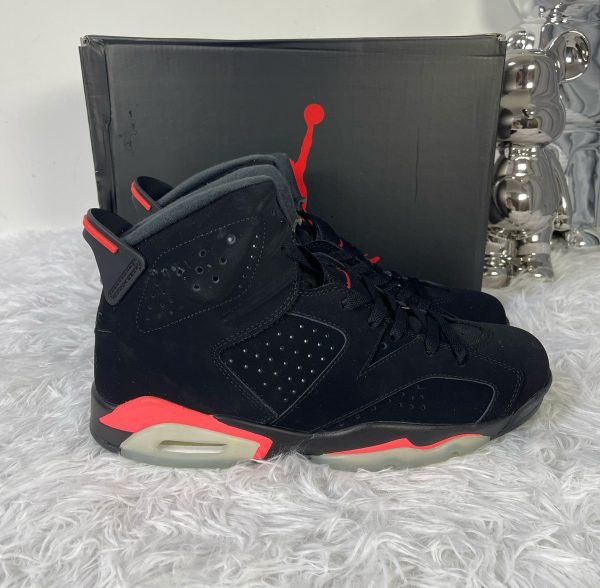 Jordan 6 Retro Black Infrared (2019) - 이미지 3